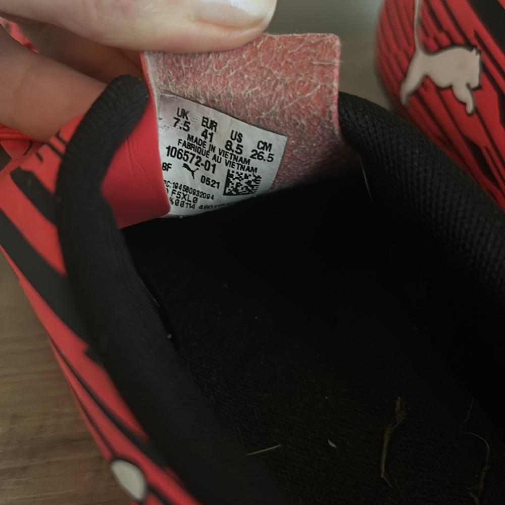 Puma soccer cleats. - Picture 6 of 6